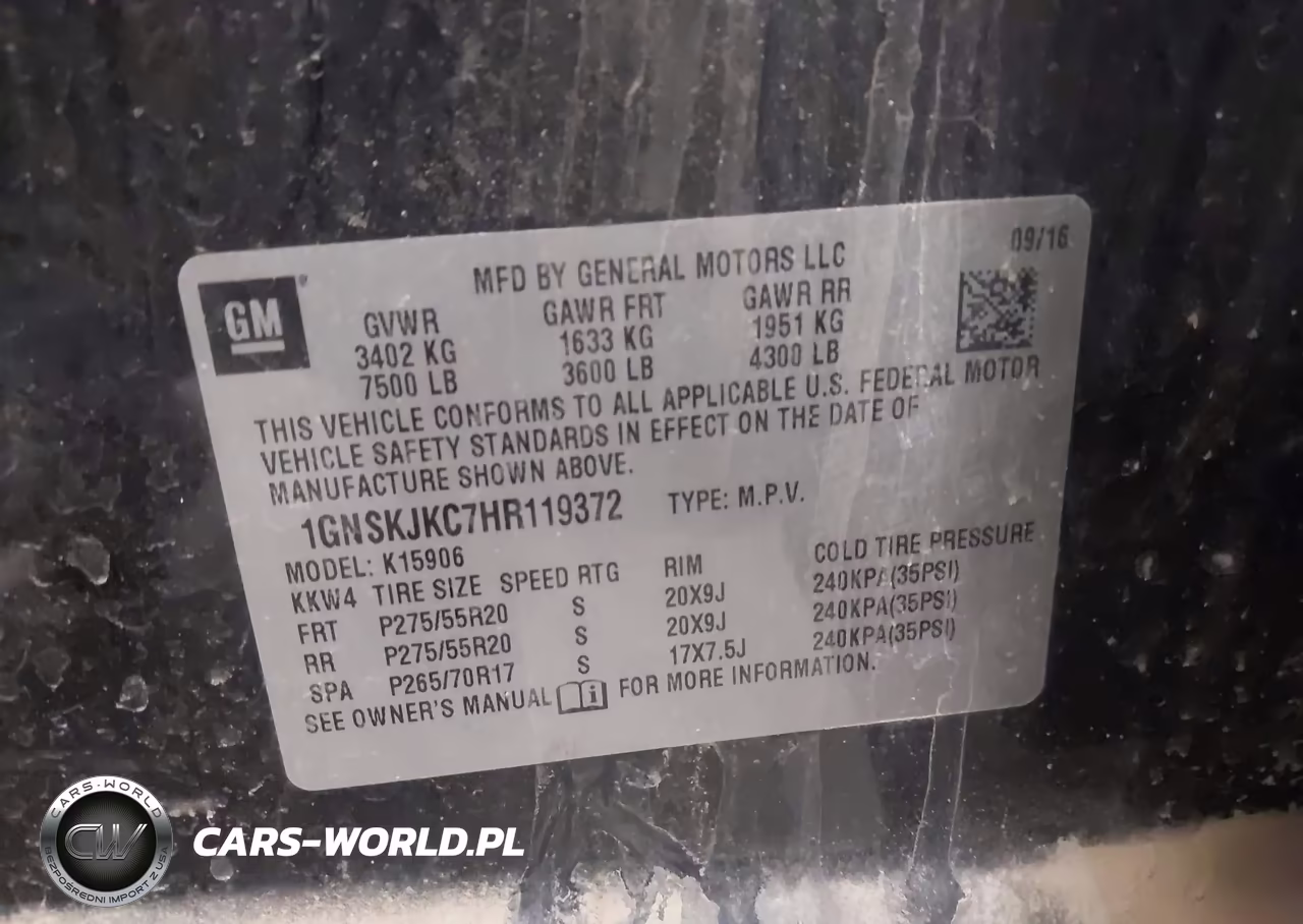 2017 Chevrolet Suburban Premier VIN:1GNSKJKC7HR119372 - 9