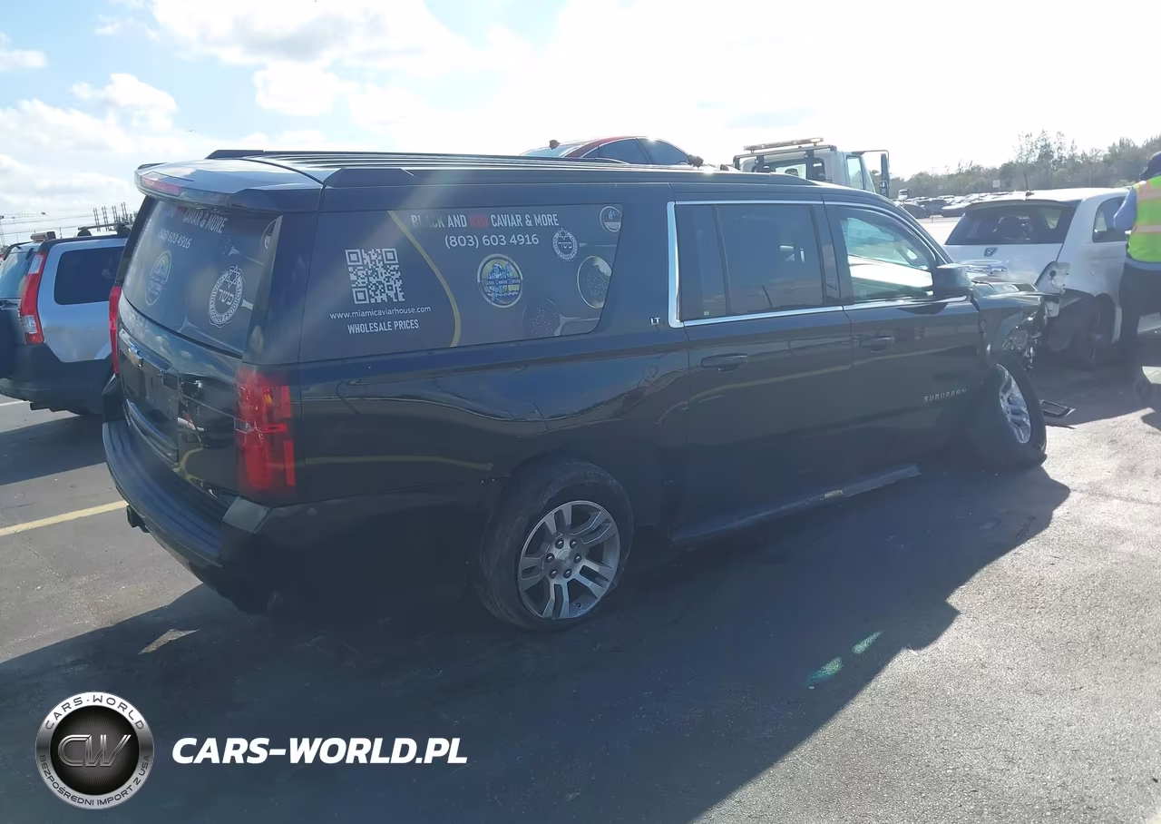 2019 Chevrolet Suburban Lt VIN:1GNSCHKC5KR109923 - 4