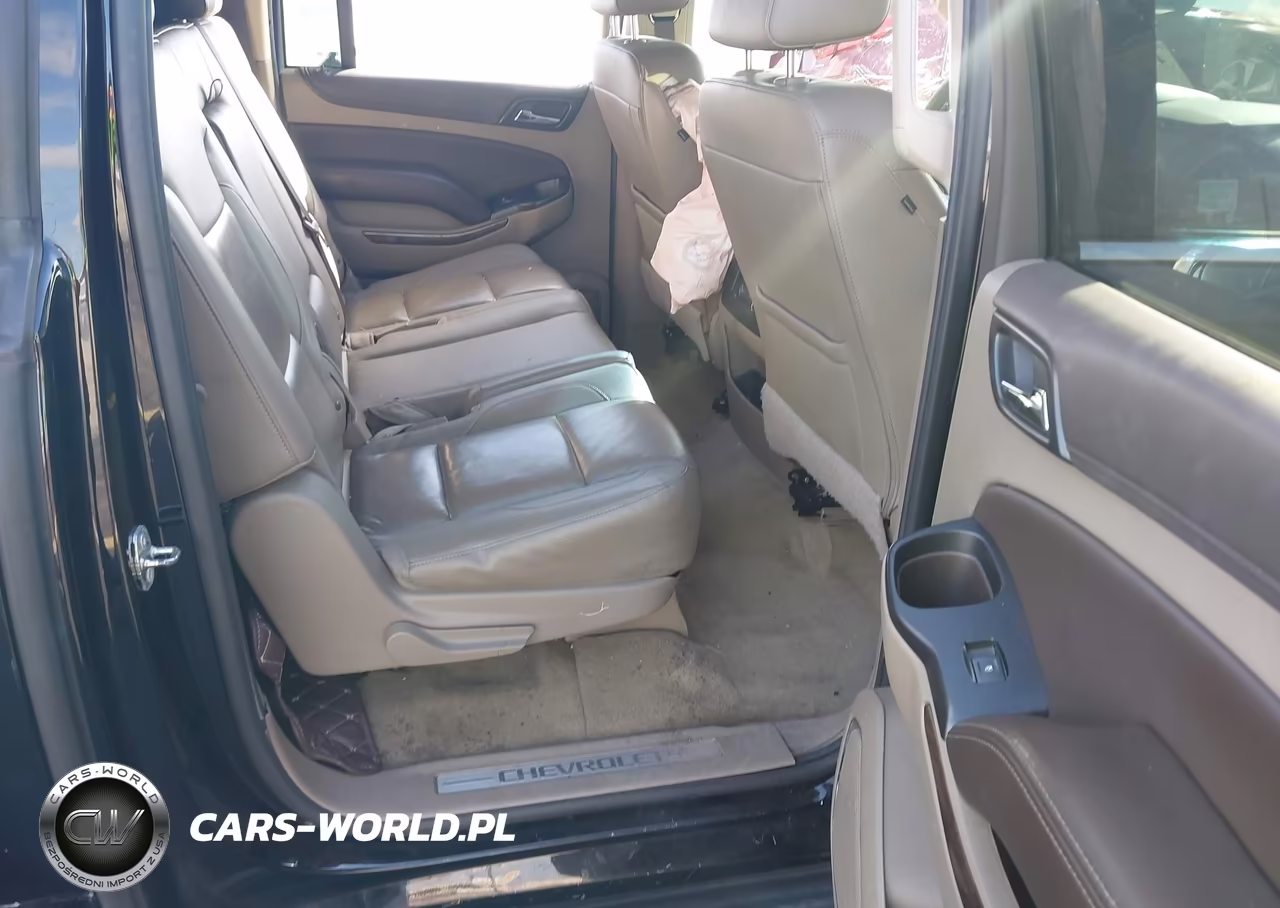 2019 Chevrolet Suburban Lt VIN:1GNSCHKC5KR109923 - 8