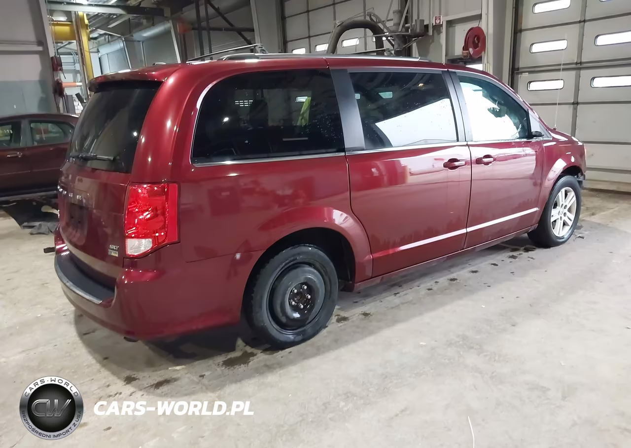 2018 Dodge Grand Caravan Sxt VIN:2C4RDGCG7JR242305 - 4