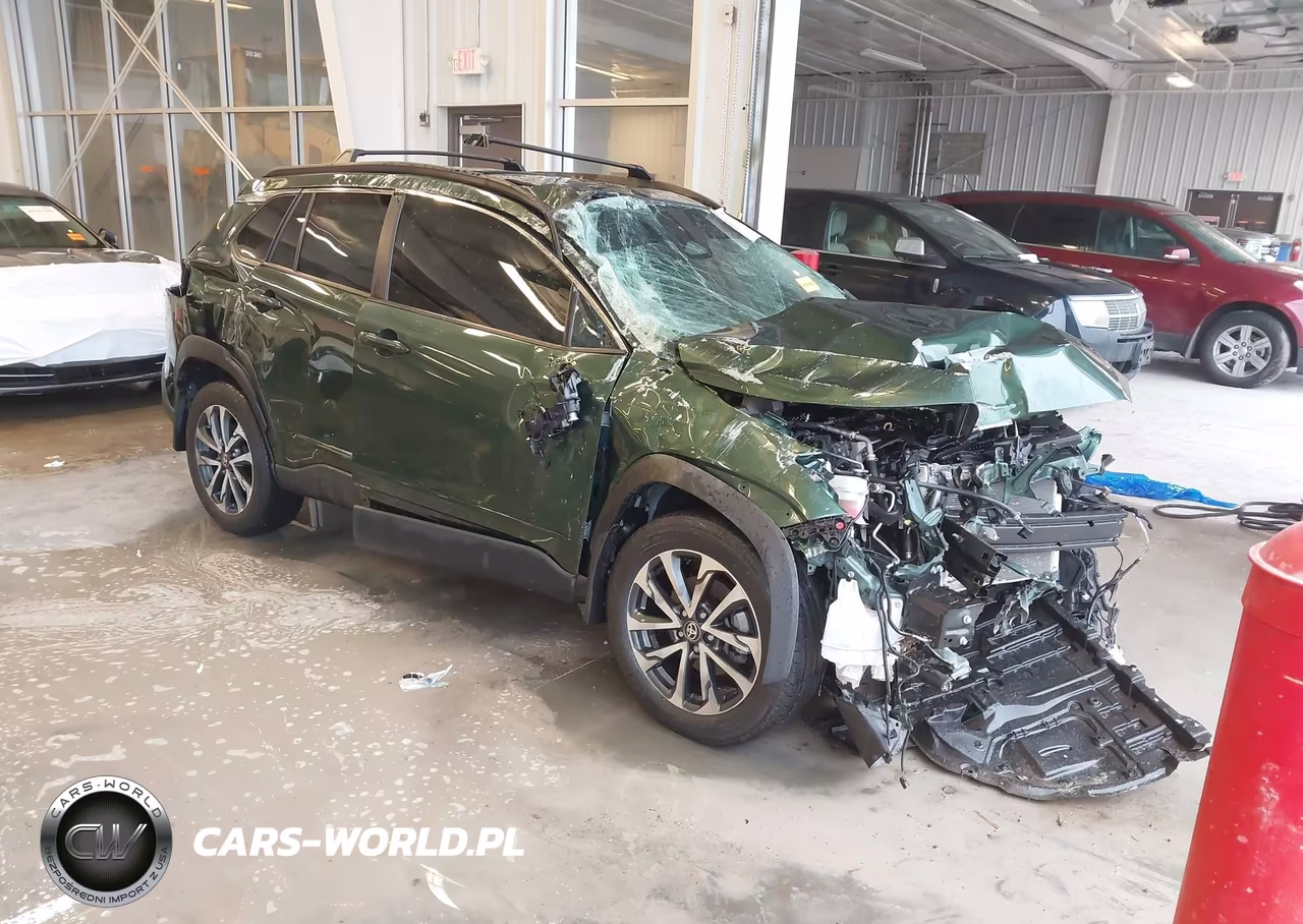 2024 Toyota Corolla Cross Xle – zdjęcie 1 z 15