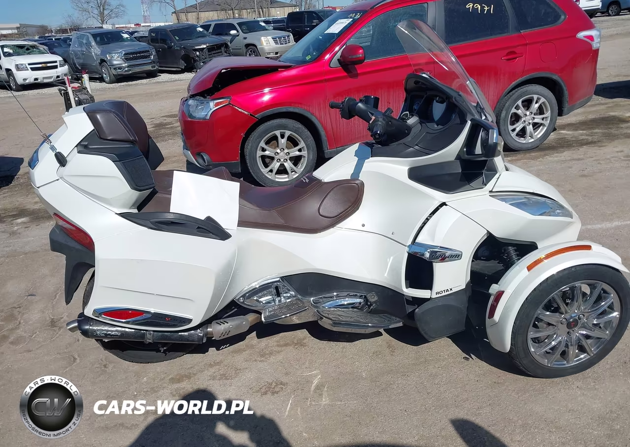 2013 Can-Am Spyder Roadster Rt-Rts-Rt Limited VIN:2BXNBBC12DV003940 - 11