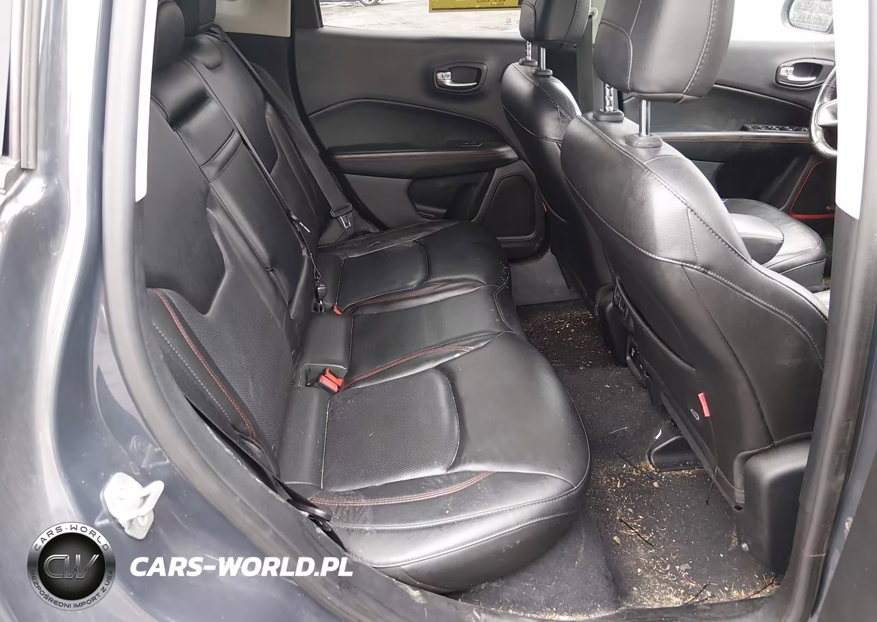 2018 Jeep Compass Trailhawk 4X4 VIN:3C4NJDDBXJT270072 - 8