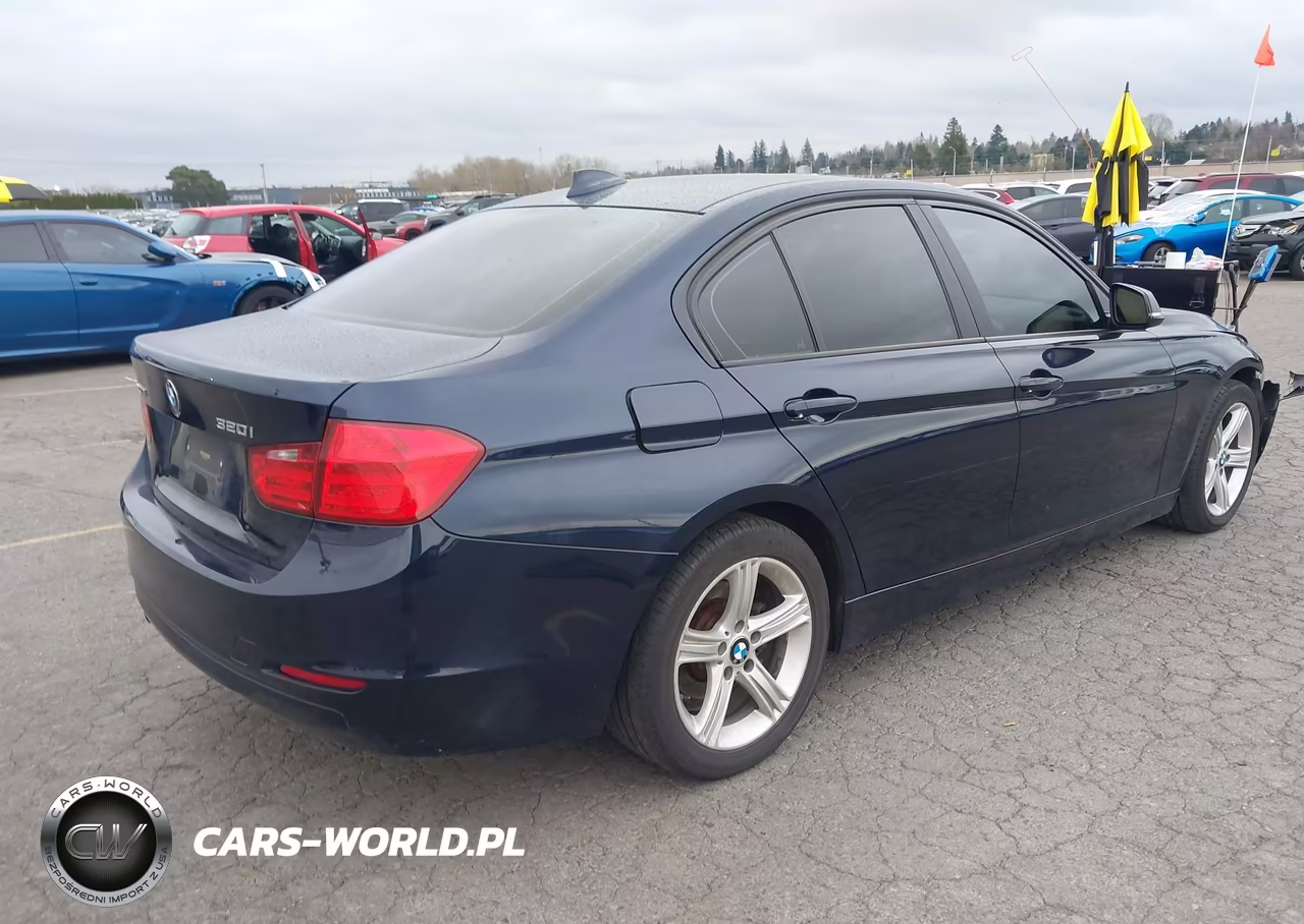 2013 BMW 320I xDrive VIN:WBA3C3C57DF980226 - 4