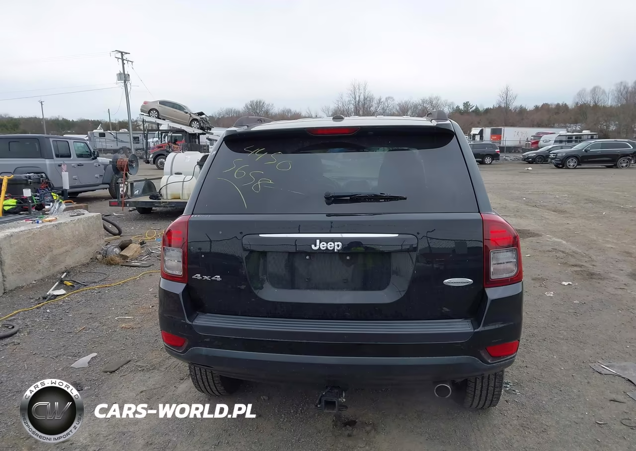 2014 Jeep Compass Latitude VIN:1C4NJDEB5ED846659 - 16