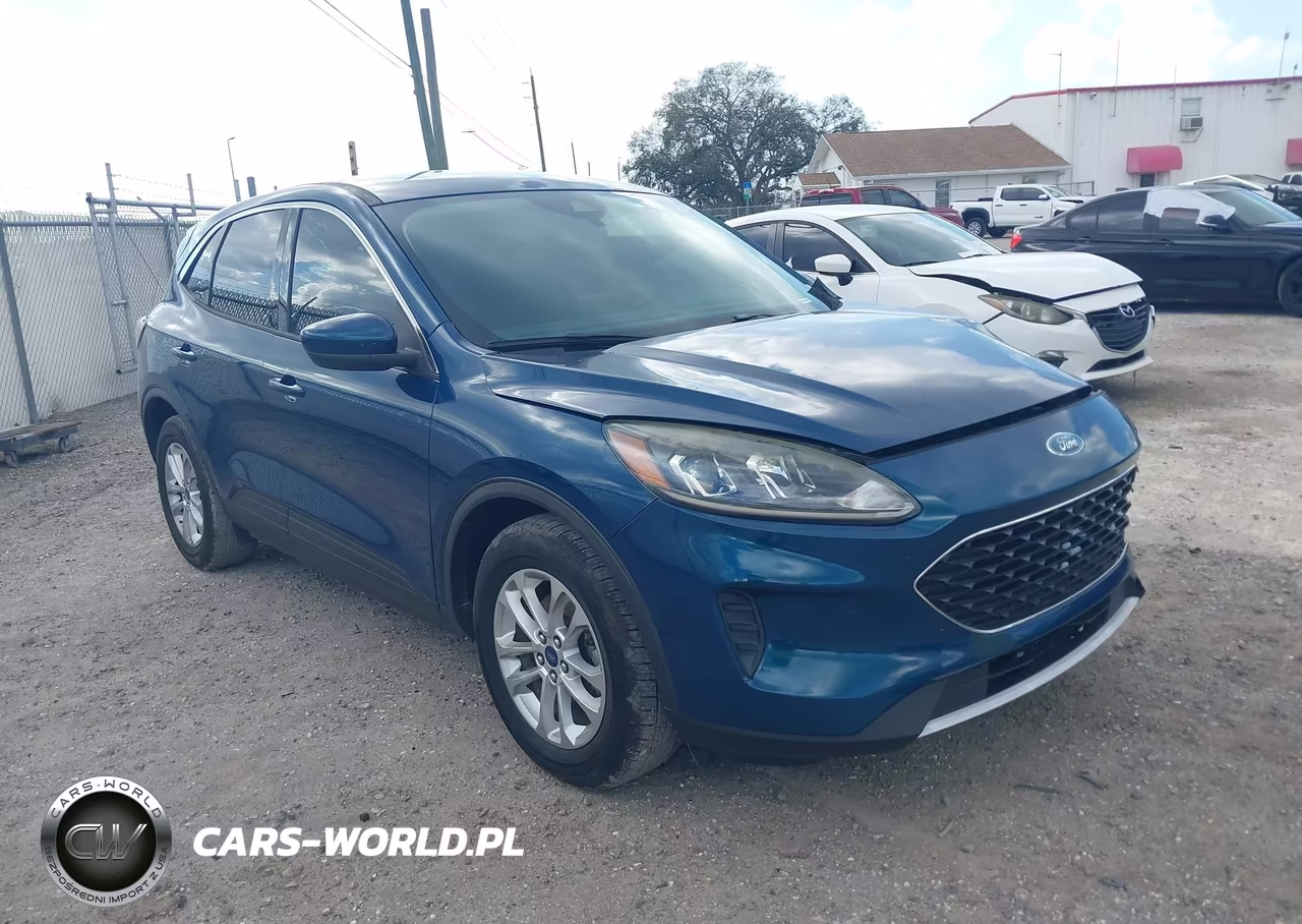 2020 Ford Escape Se