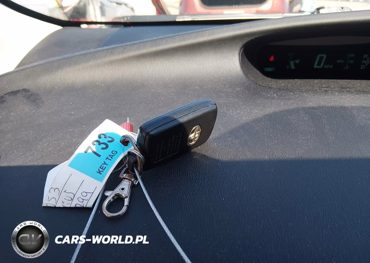 2013 Toyota Prius Four VIN:JTDKN3DU0D5654160 - 11