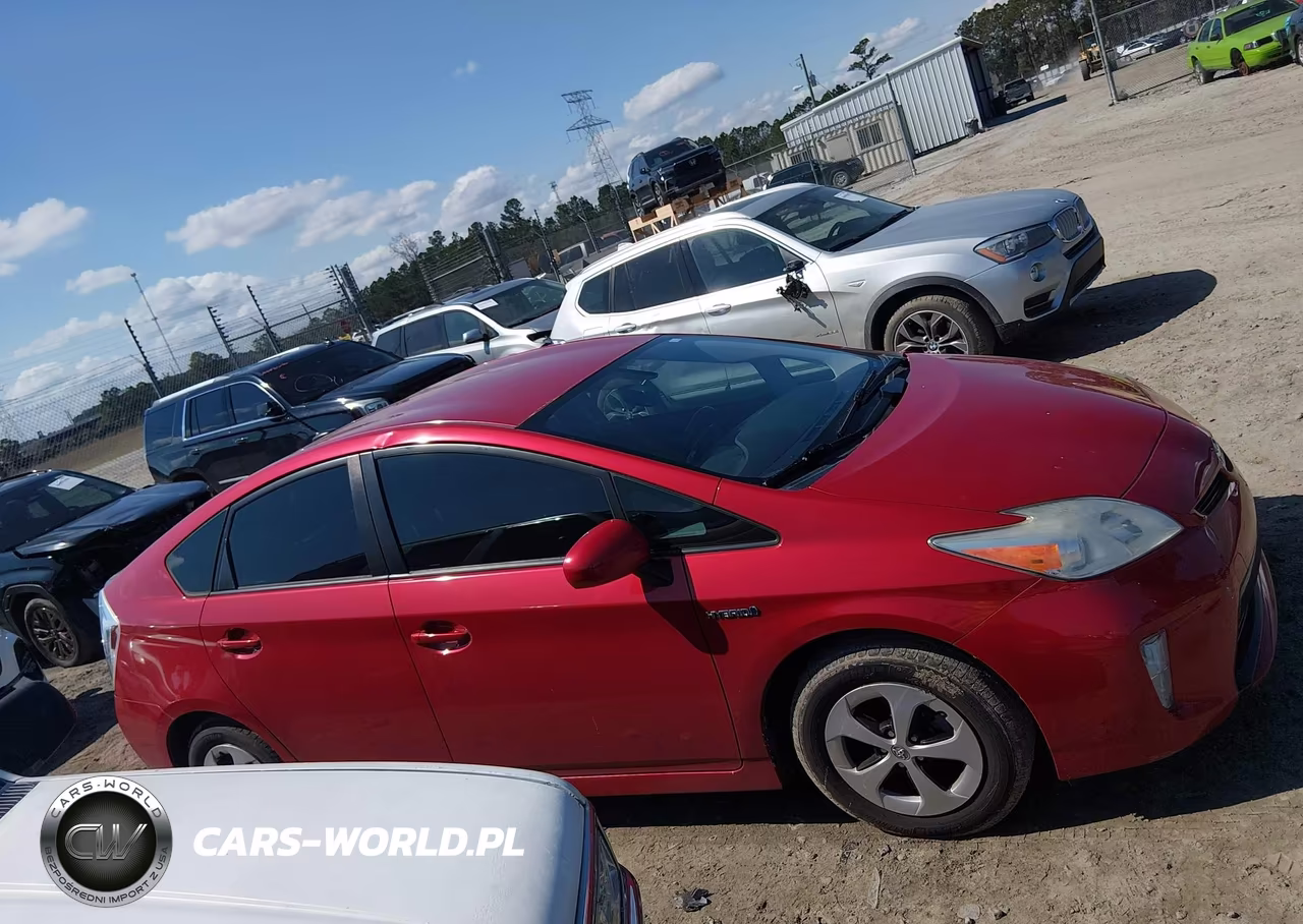 2013 Toyota Prius Four VIN:JTDKN3DU0D5654160 - 13