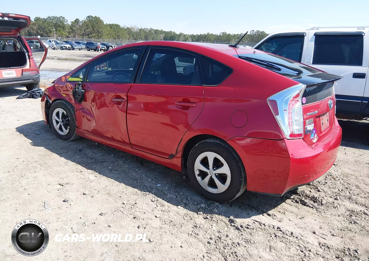 2013 Toyota Prius Four VIN:JTDKN3DU0D5654160 - 3