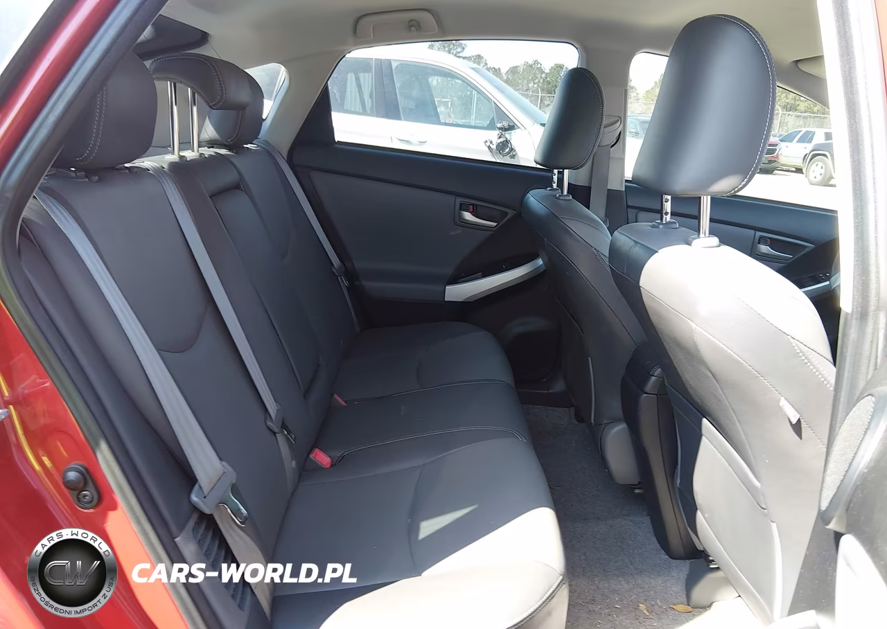 2013 Toyota Prius Four VIN:JTDKN3DU0D5654160 - 8