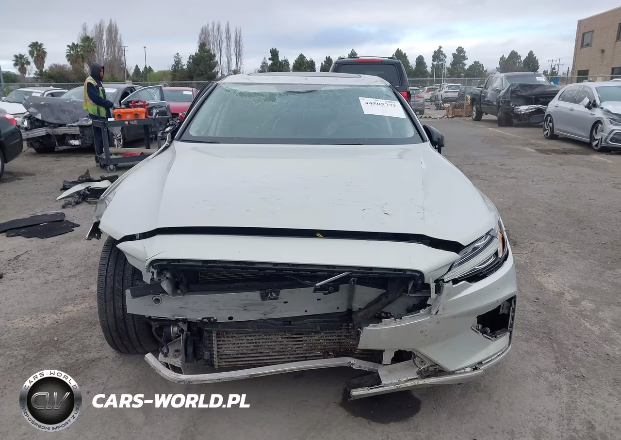 2021 Volvo S60 T5 Momentum VIN:7JR102TZ8MG126745 - 12