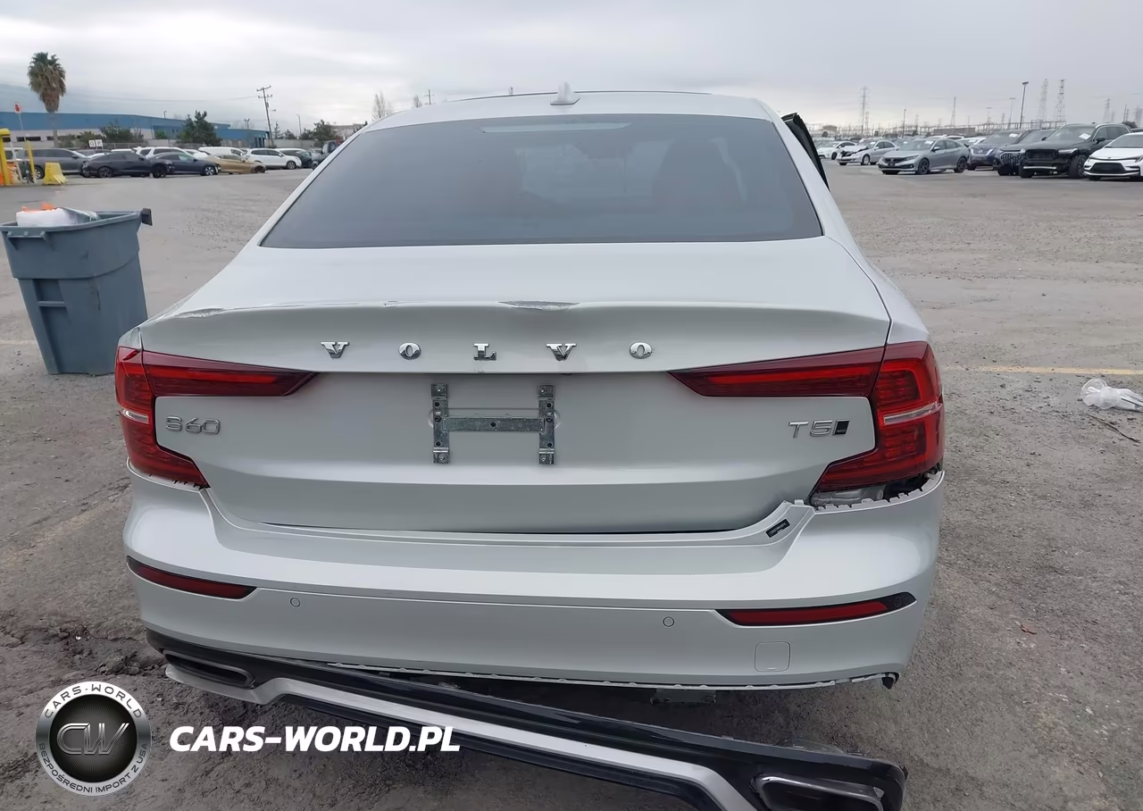 2021 Volvo S60 T5 Momentum VIN:7JR102TZ8MG126745 - 16