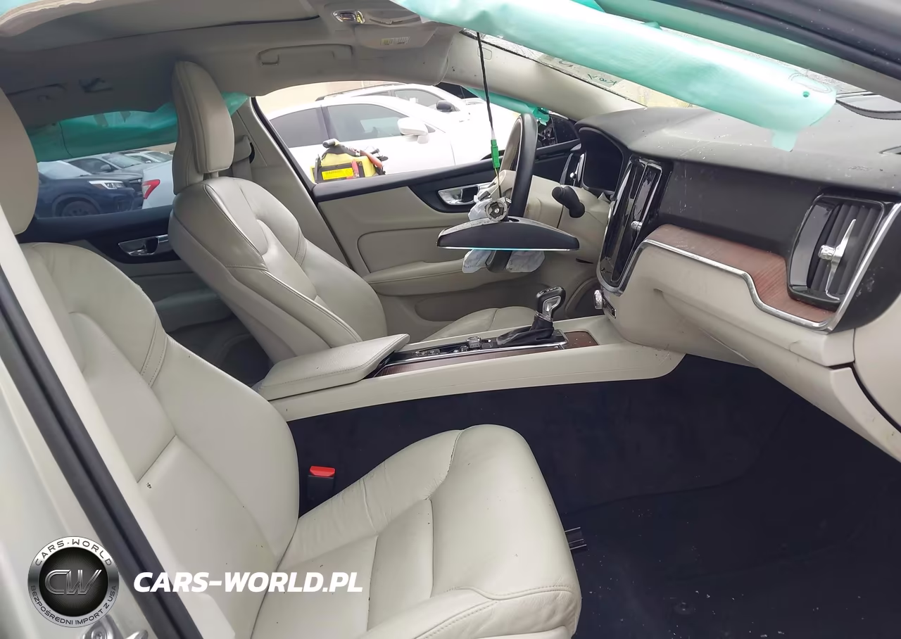 2021 Volvo S60 T5 Momentum VIN:7JR102TZ8MG126745 - 5
