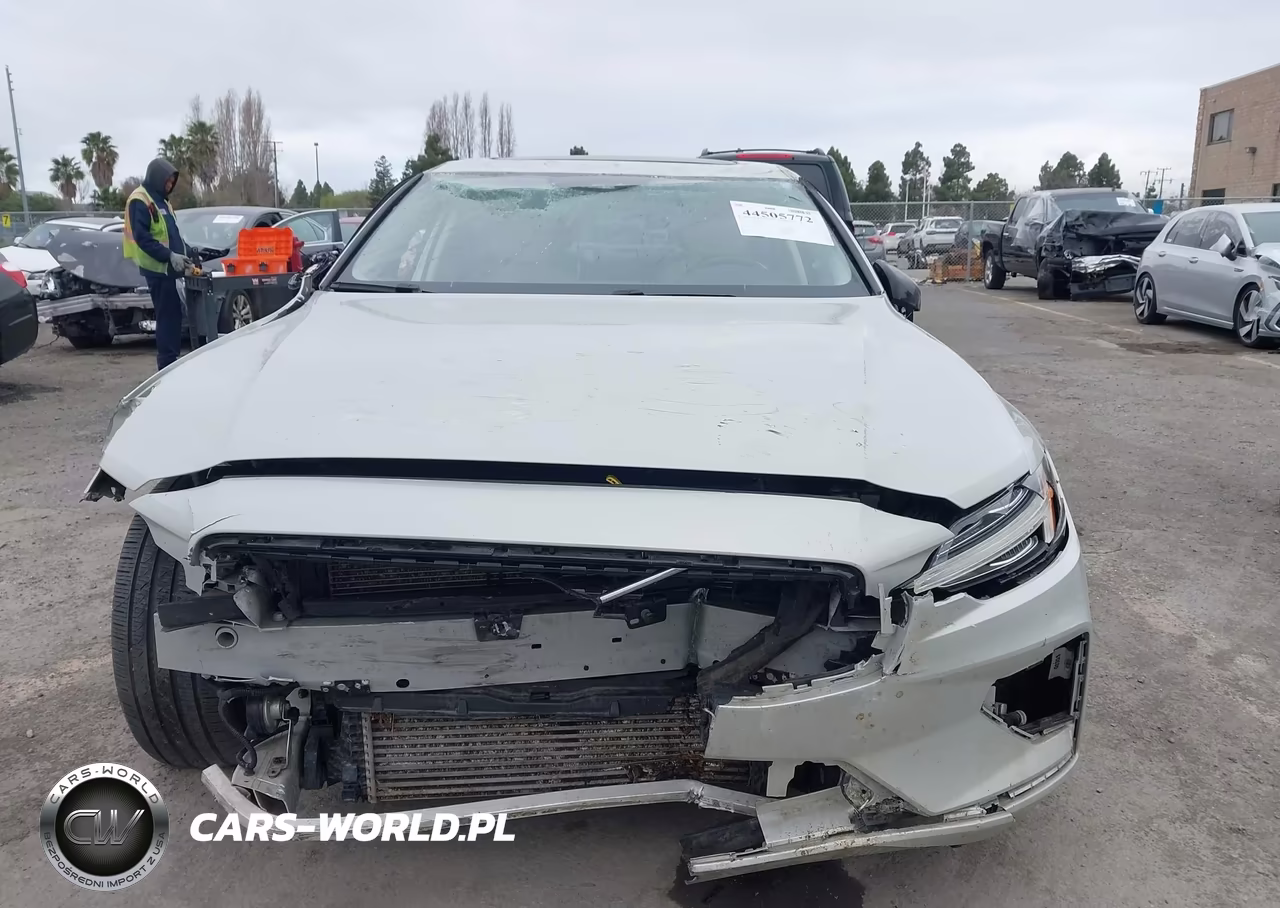 2021 Volvo S60 T5 Momentum VIN:7JR102TZ8MG126745 - 6