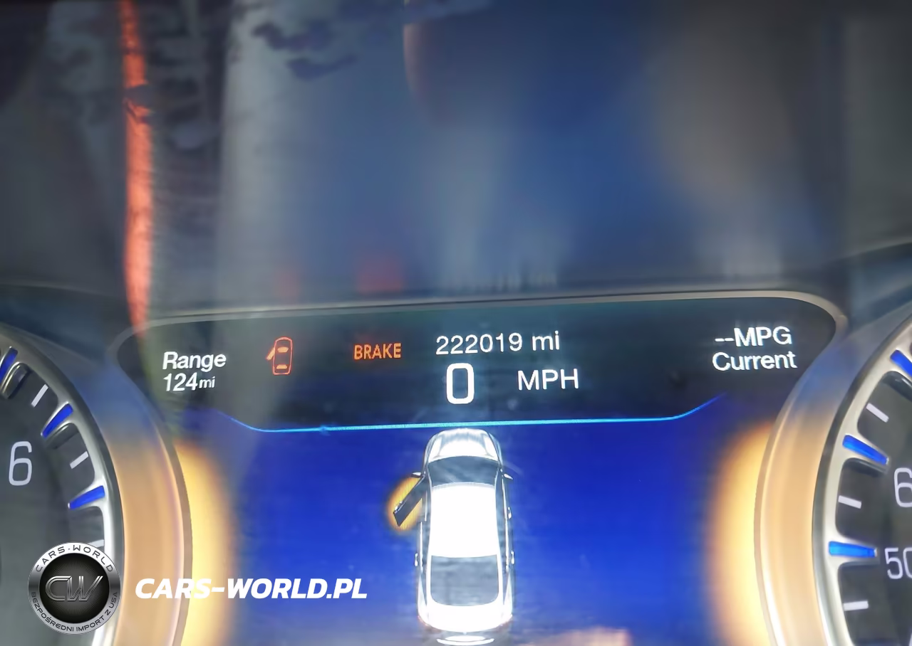 2015 Chrysler 200 C VIN:1C3CCCCGXFN549073 - 16