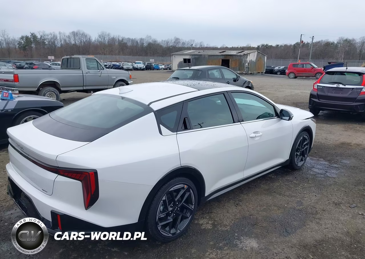 2026 Kia K4 Gt-Line VIN:3KPFW4DE2TE266086 - 4