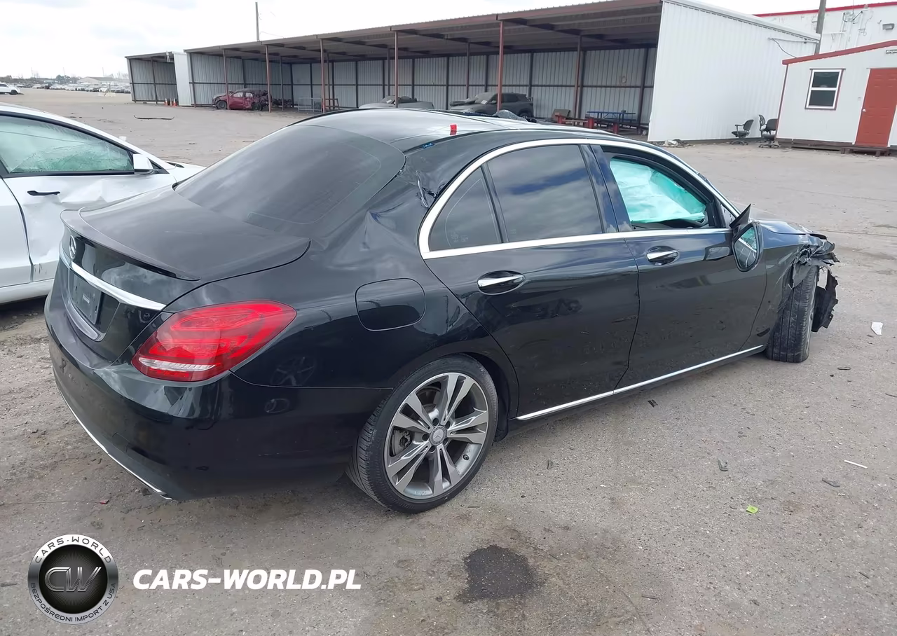 2016 Mercedes-Benz C 300 VIN:55SWF4JB7GU172875 - 4