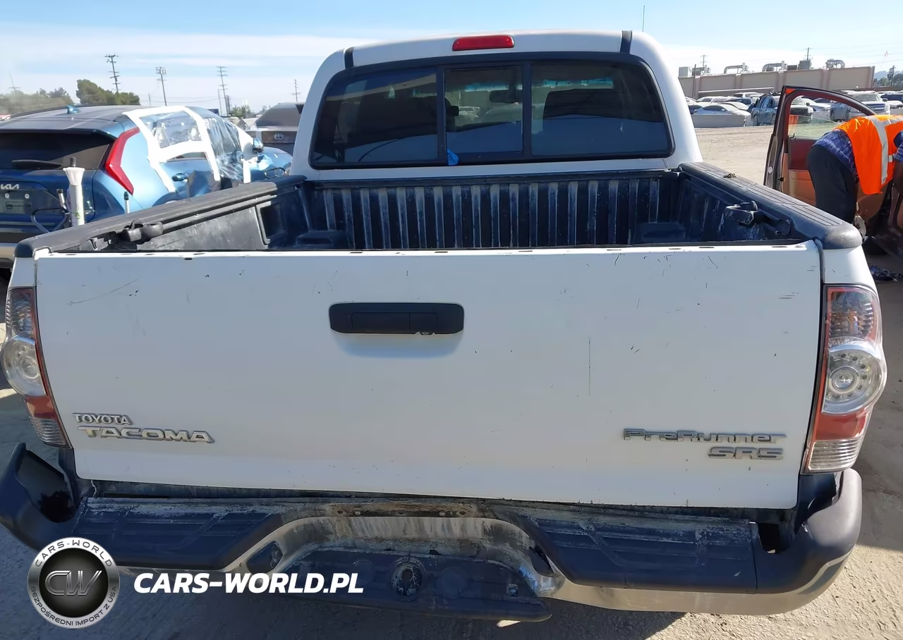 2011 Toyota Tacoma Prerunner VIN:5TFJX4GN6BX005612 - 16