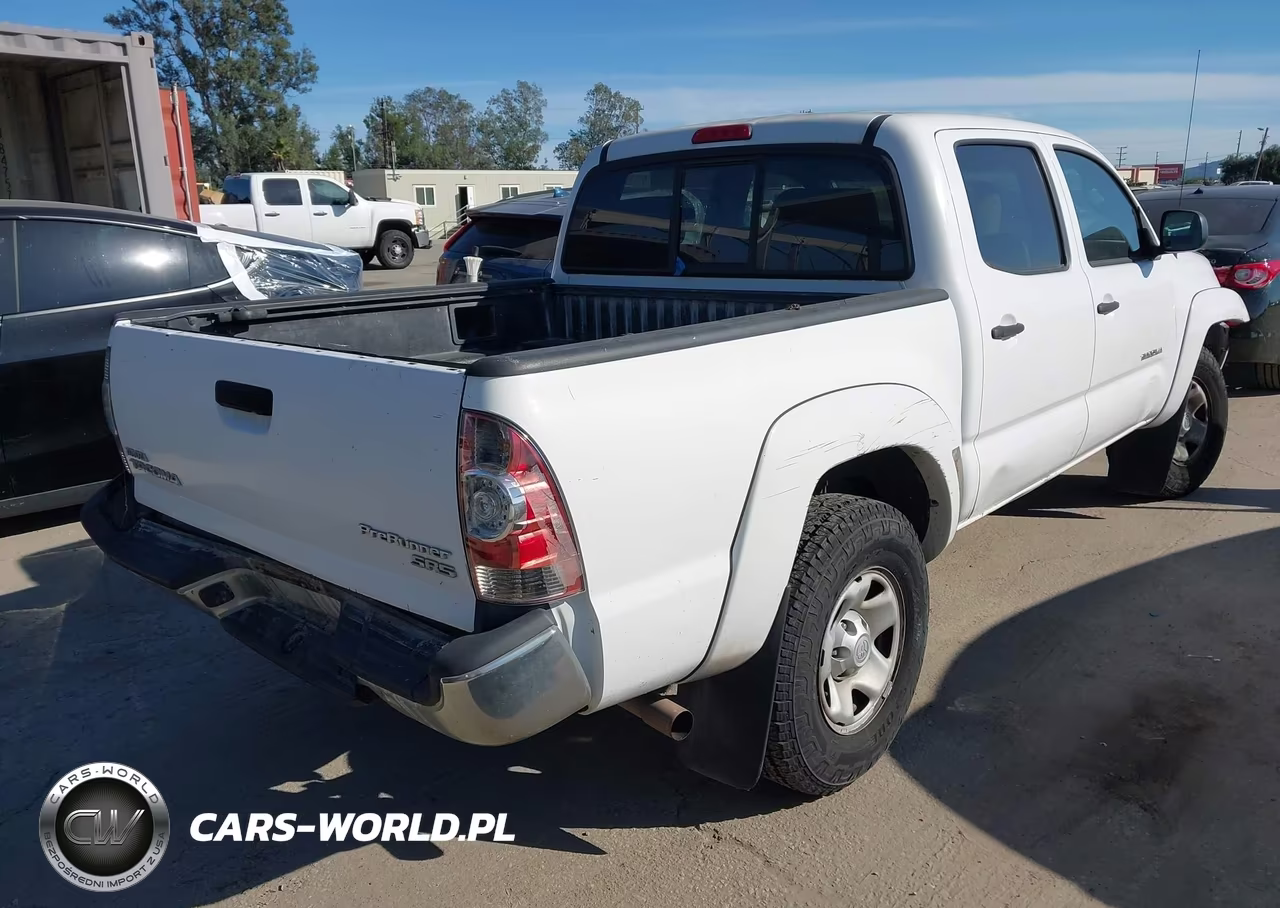 2011 Toyota Tacoma Prerunner VIN:5TFJX4GN6BX005612 - 4