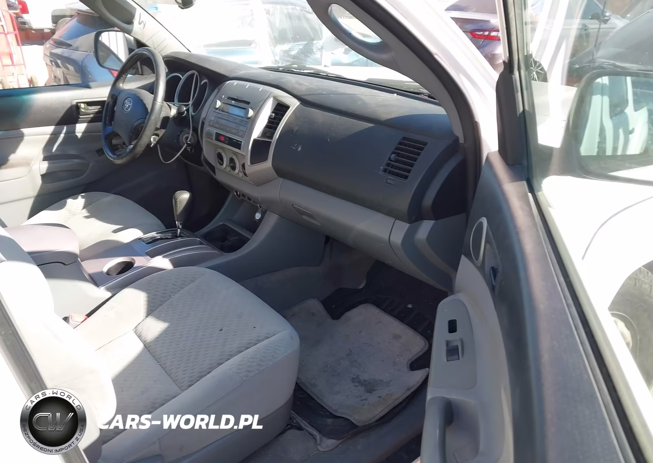 2011 Toyota Tacoma Prerunner VIN:5TFJX4GN6BX005612 - 5