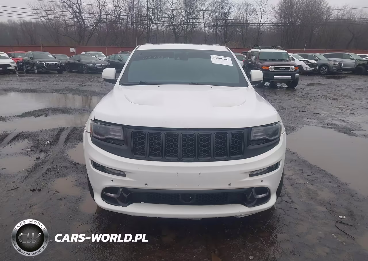 2015 Jeep Grand Cherokee Srt VIN:NJ4011E - 12