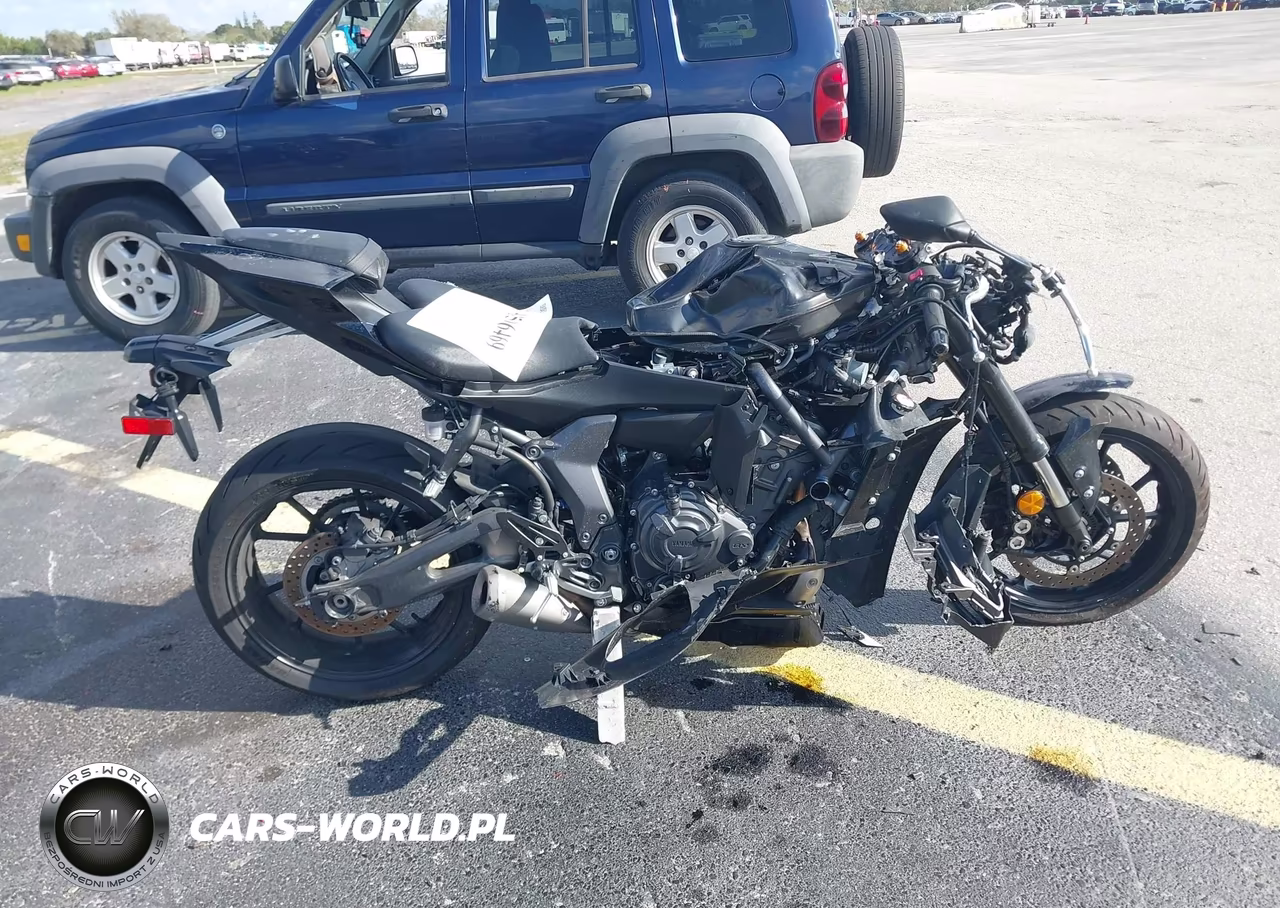2025 Yamaha Yzfr7 VIN:JYARM38E0SA016589 - 12