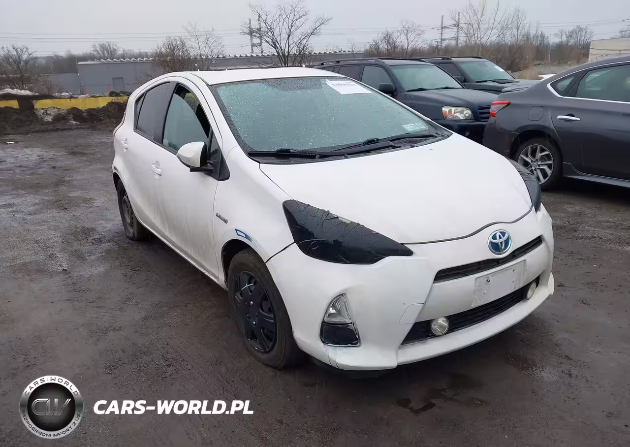 2014 Toyota Prius C One