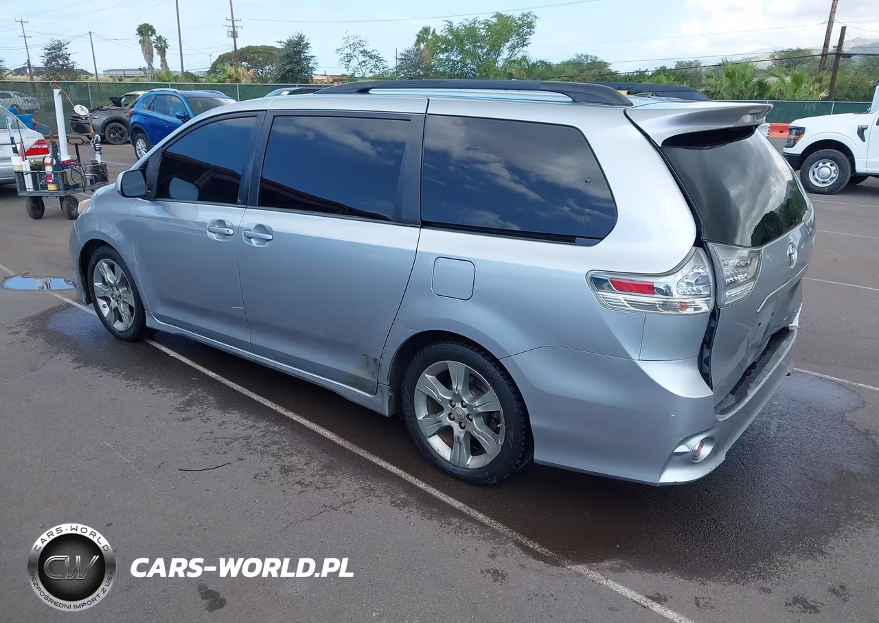 2012 Toyota Sienna Se 8 Passenger VIN:5TDXK3DC6CS229590 - 3
