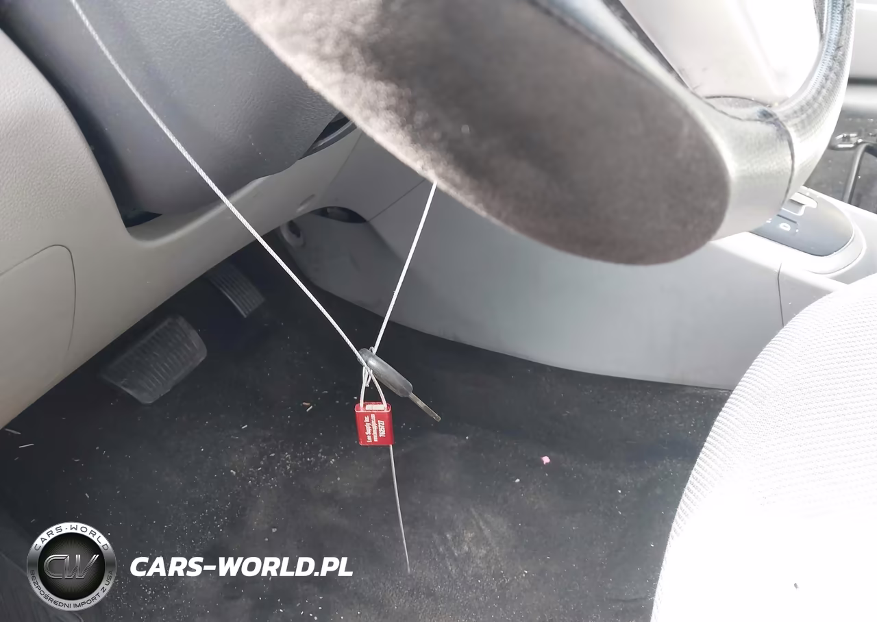 2013 Hyundai Accent Gls VIN:KMHCT4AE7DU308556 - 13