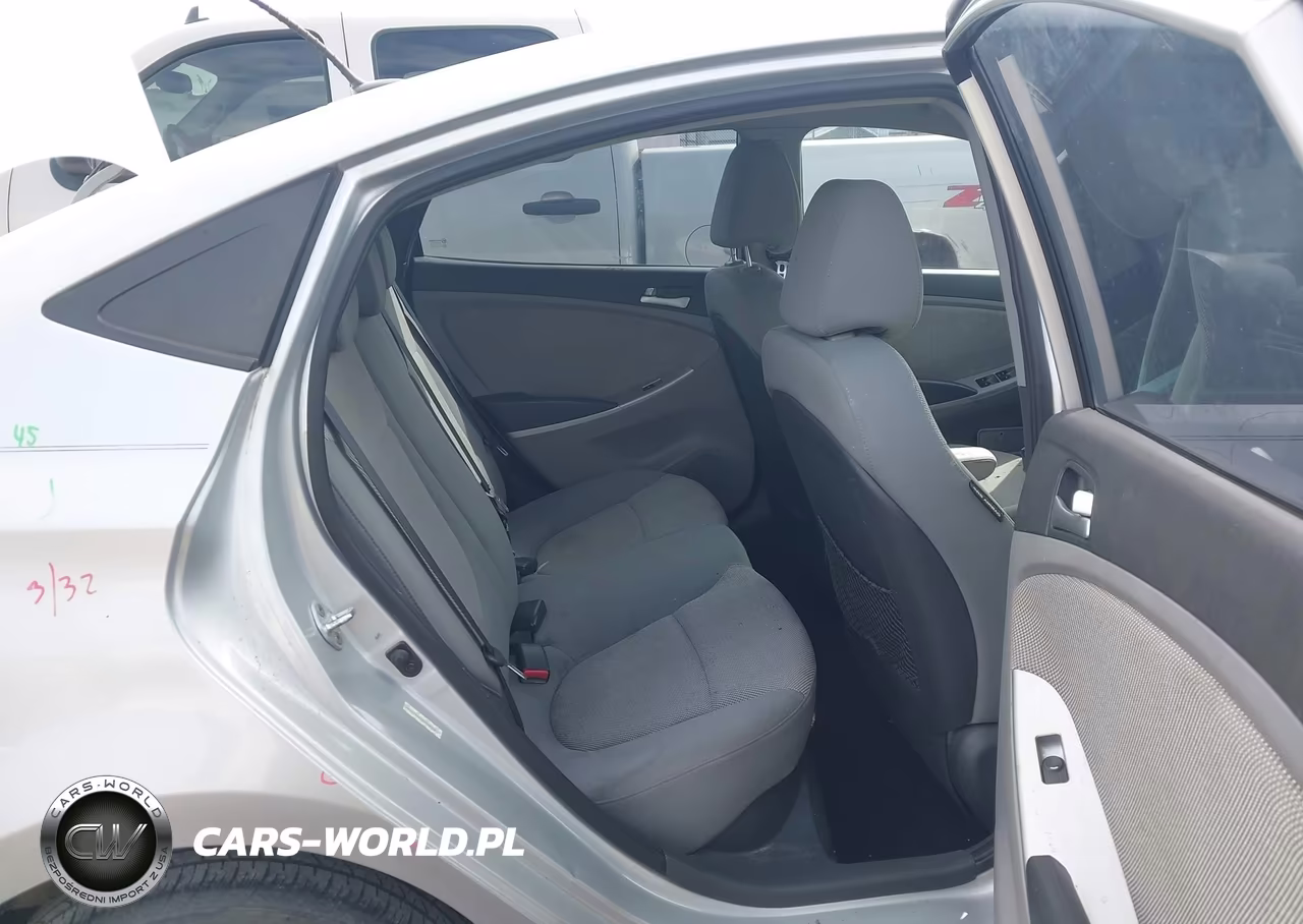 2013 Hyundai Accent Gls VIN:KMHCT4AE7DU308556 - 8