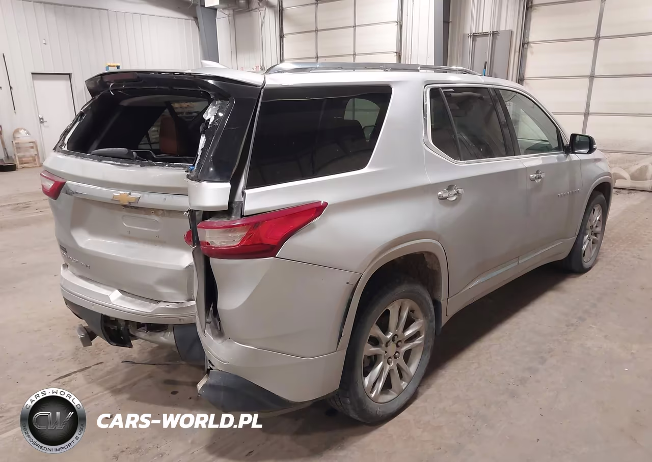 2018 Chevrolet Traverse High Country VIN:1GNEVKKW5JJ184438 - 4