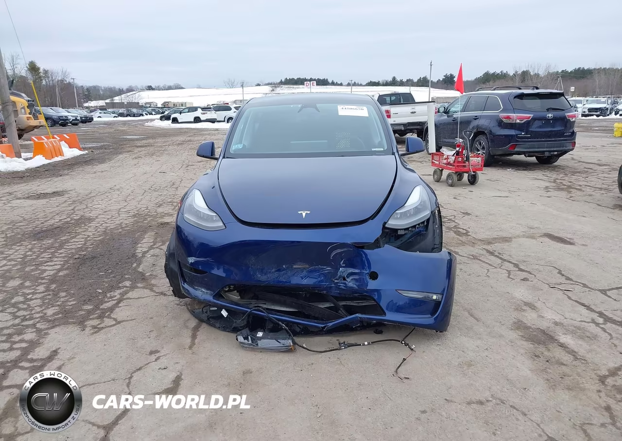 2024 Tesla Model Y Long Range Dual Motor All-Wheel Drive VIN:7SAYGDEE7RF986008 - 13