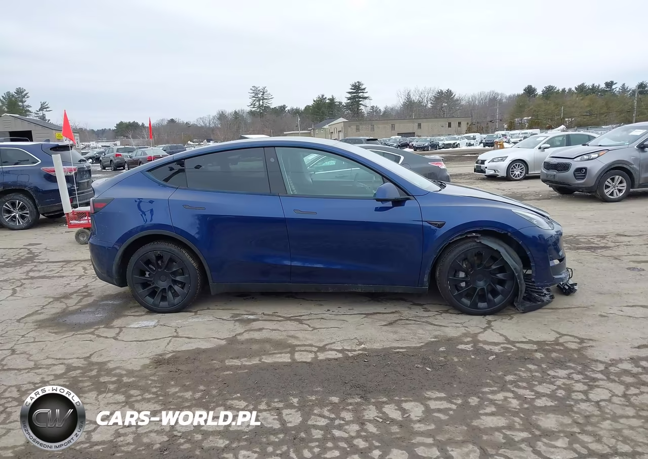 2024 Tesla Model Y Long Range Dual Motor All-Wheel Drive VIN:7SAYGDEE7RF986008 - 14