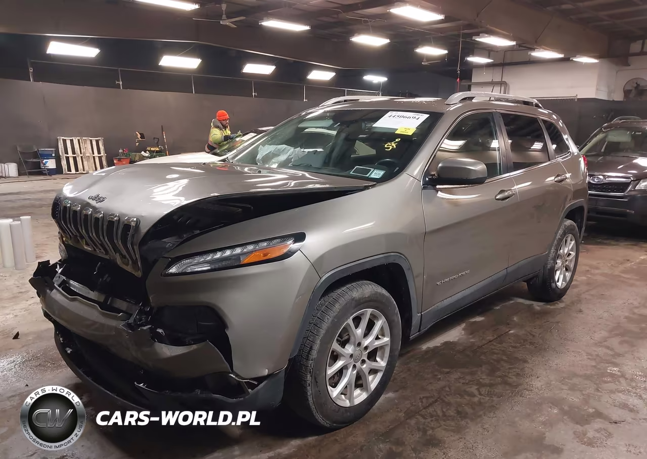 2016 Jeep Cherokee Latitude VIN:1C4PJMCB2GW359826 - 2