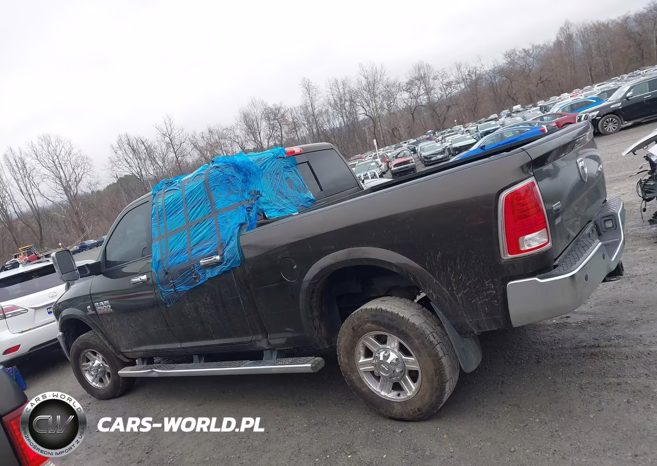 2013 Ram 2500 Laramie VIN:3C6UR5FL4DG571540 - 15