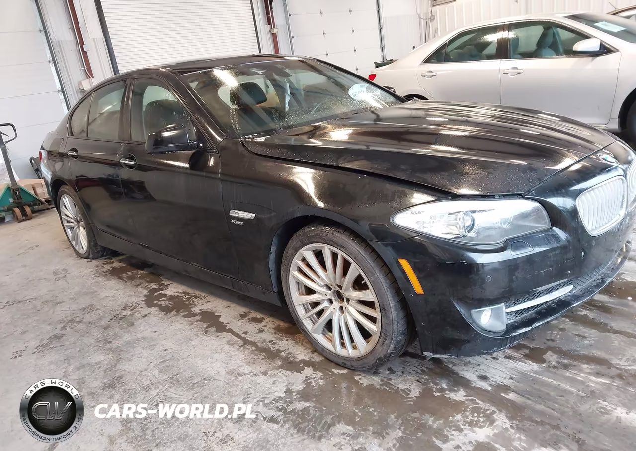 2011 BMW 550I xDrive – zdjęcie 1 z 11