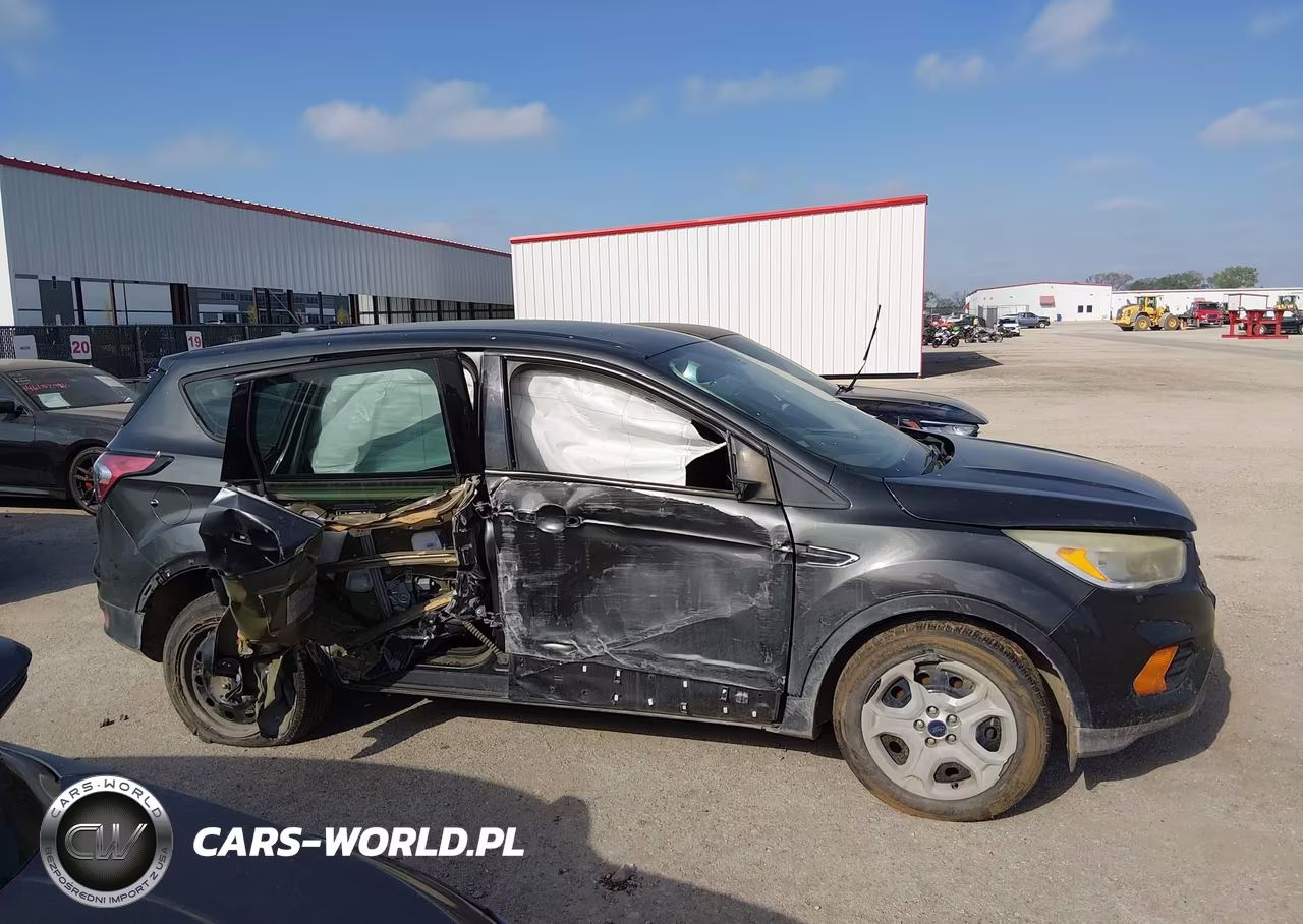 2017 Ford Escape S VIN:1FMCU0F7XHUD93317 - 13