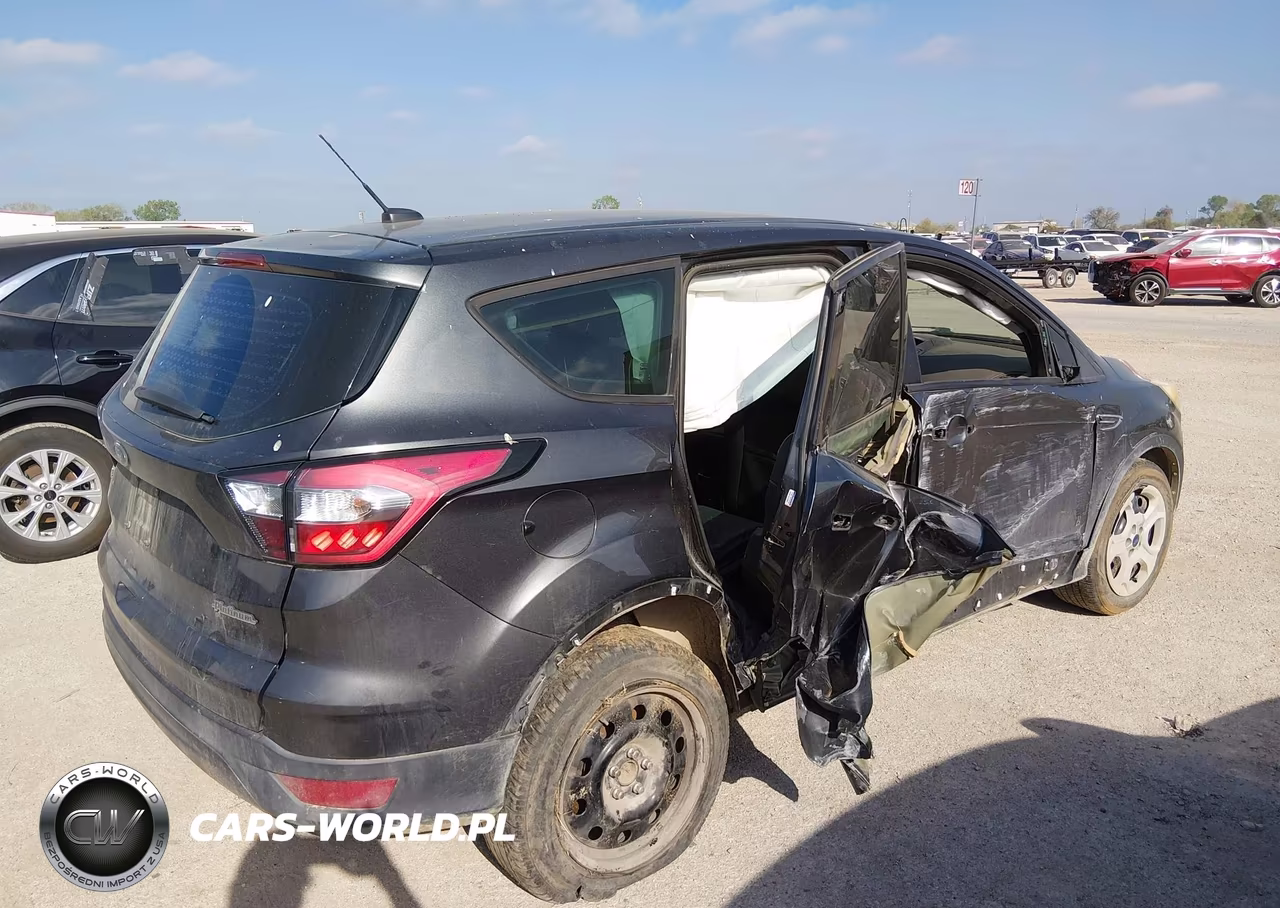2017 Ford Escape S VIN:1FMCU0F7XHUD93317 - 6