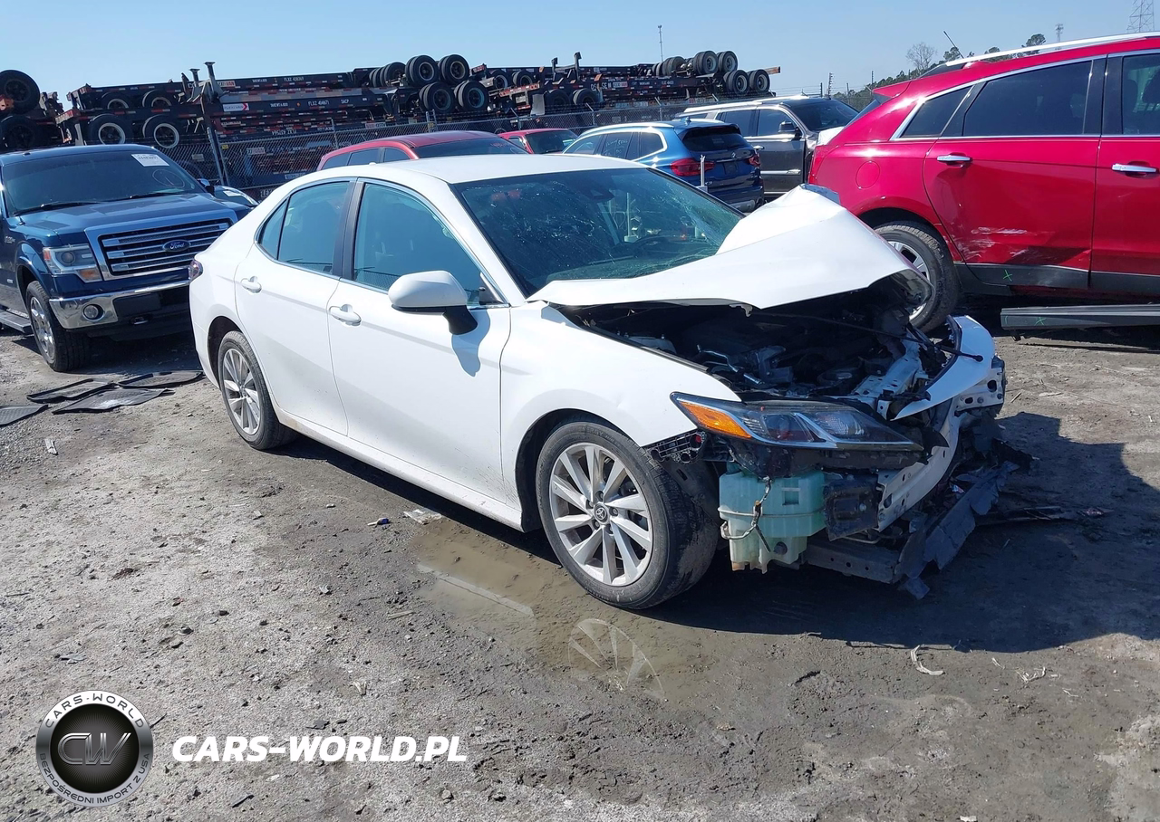 2024 Toyota Camry Le