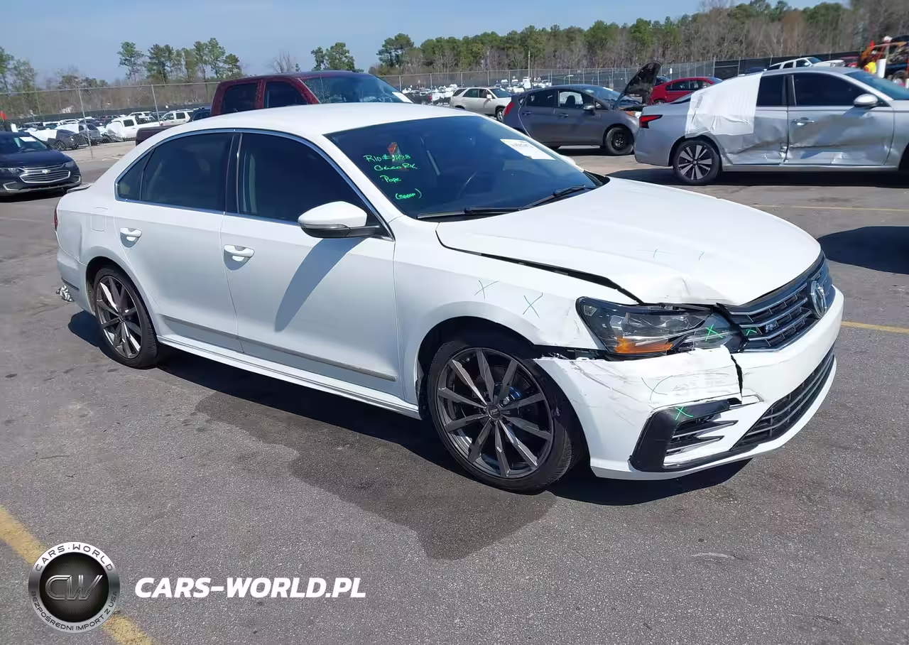 2016 Volkswagen Passat 1.8T R-Line