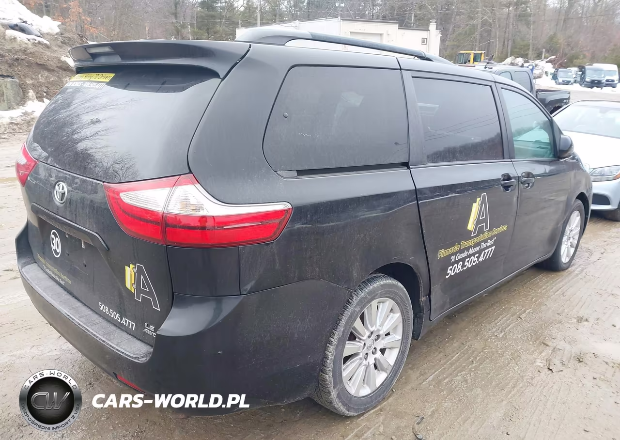 2015 Toyota Sienna Le 7 Passenger VIN:5TDJK3DC2FS125897 - 4