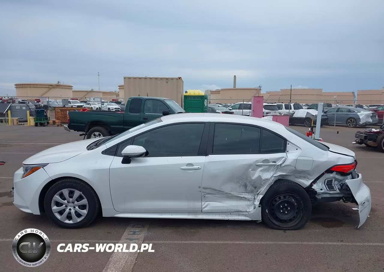 2026 Toyota Corolla Le VIN:JTDB4MEE9T3035681 - 15