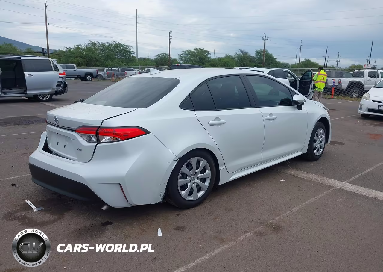 2026 Toyota Corolla Le VIN:JTDB4MEE9T3035681 - 4