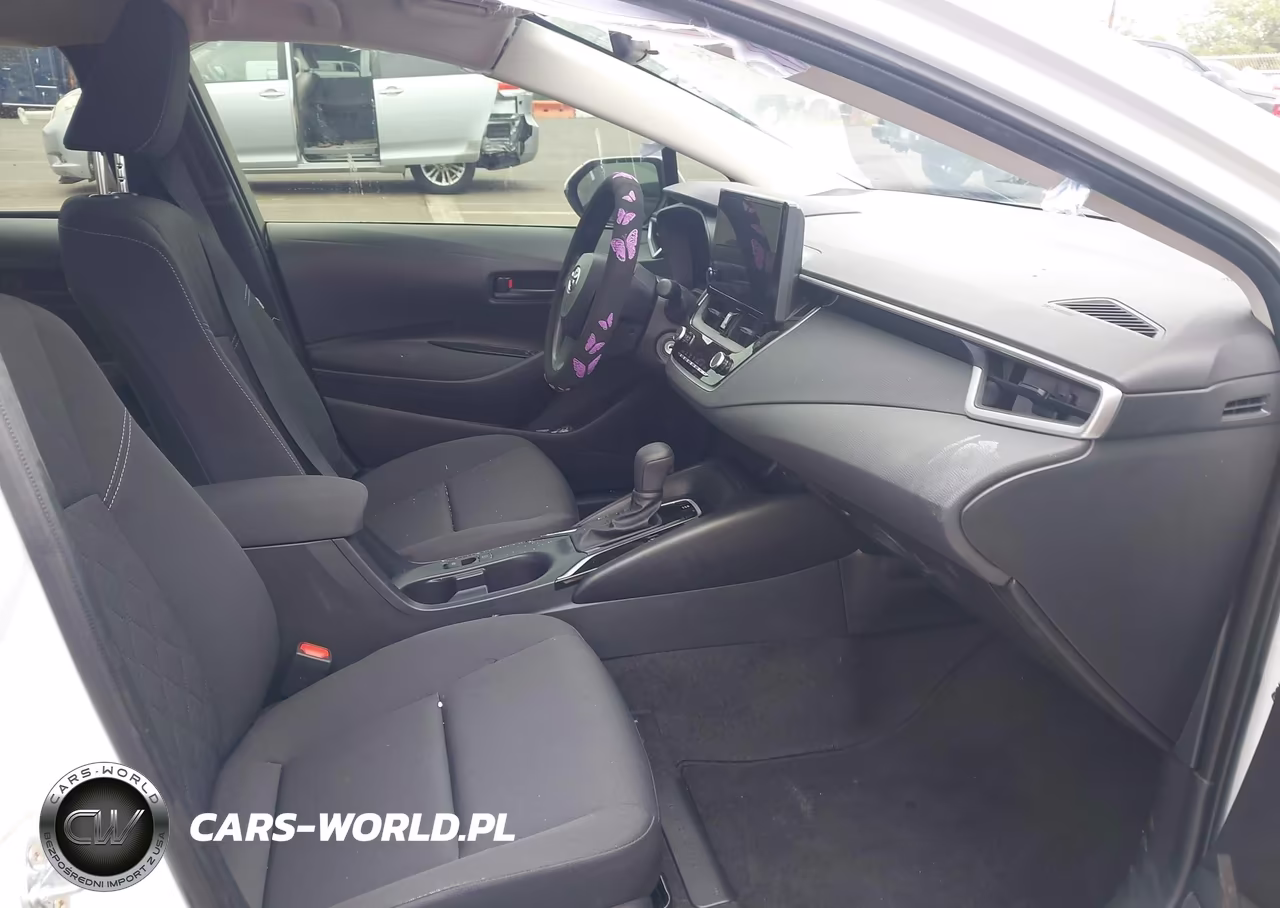 2026 Toyota Corolla Le VIN:JTDB4MEE9T3035681 - 5