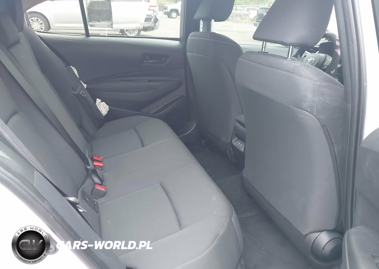 2026 Toyota Corolla Le VIN:JTDB4MEE9T3035681 - 8