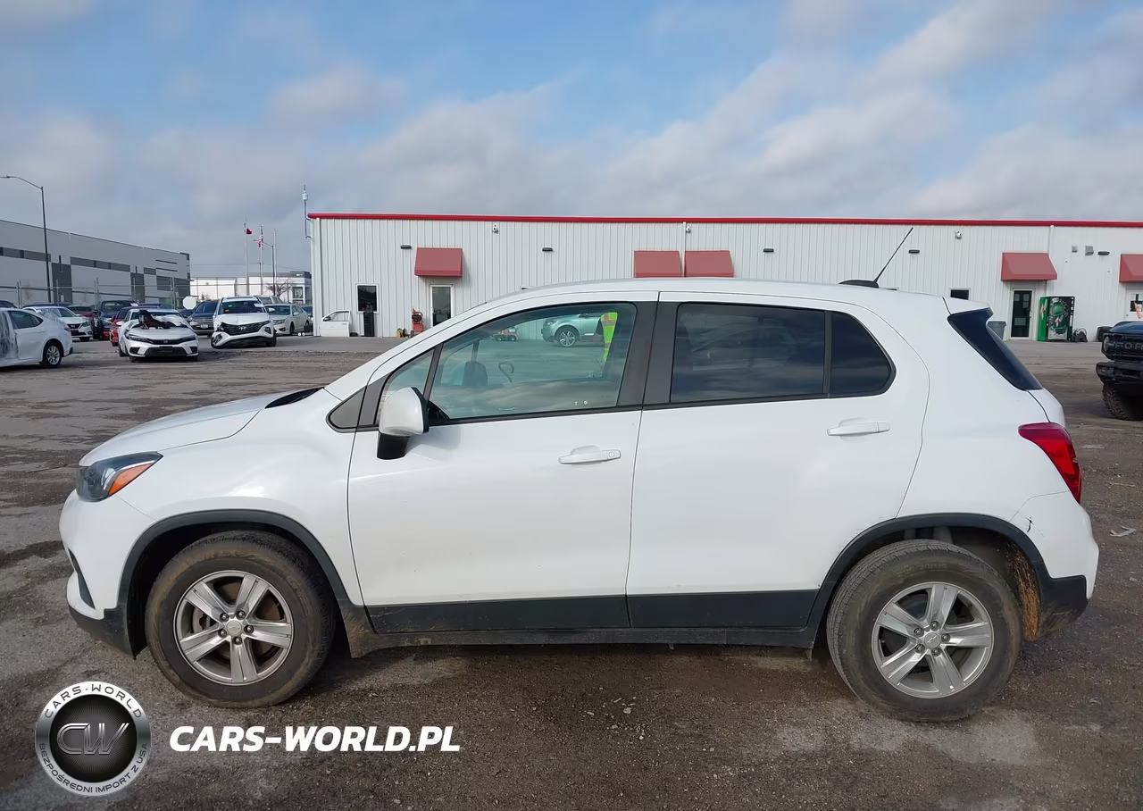 2022 Chevrolet Trax Fwd Ls VIN:KL7CJKSM5NB543939 - 13
