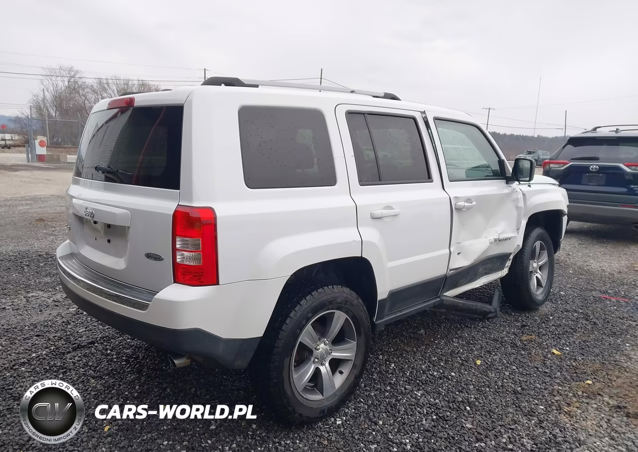 2016 Jeep Patriot High Altitude Edition VIN:1C4NJRFB3GD709914 - 4