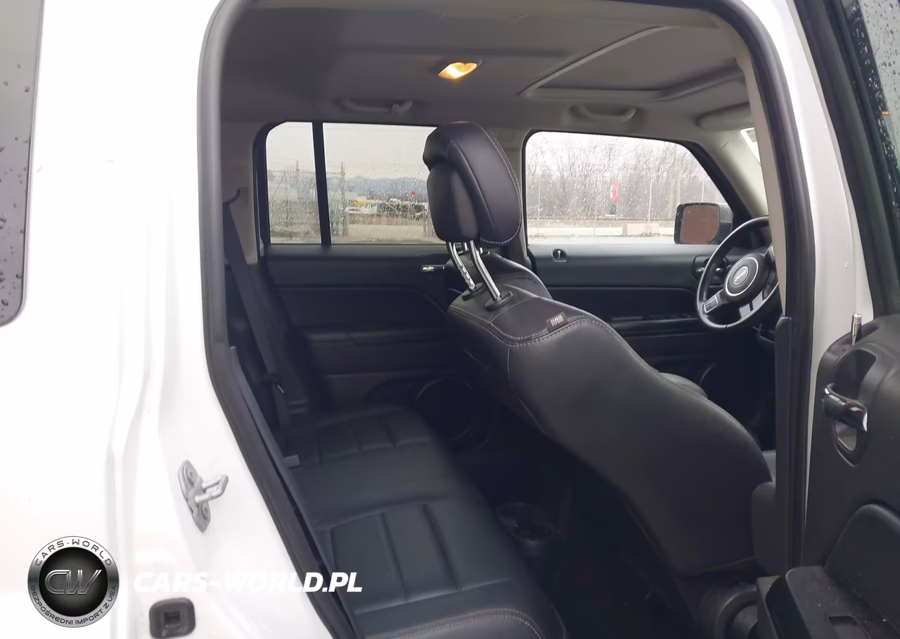 2016 Jeep Patriot High Altitude Edition VIN:1C4NJRFB3GD709914 - 8