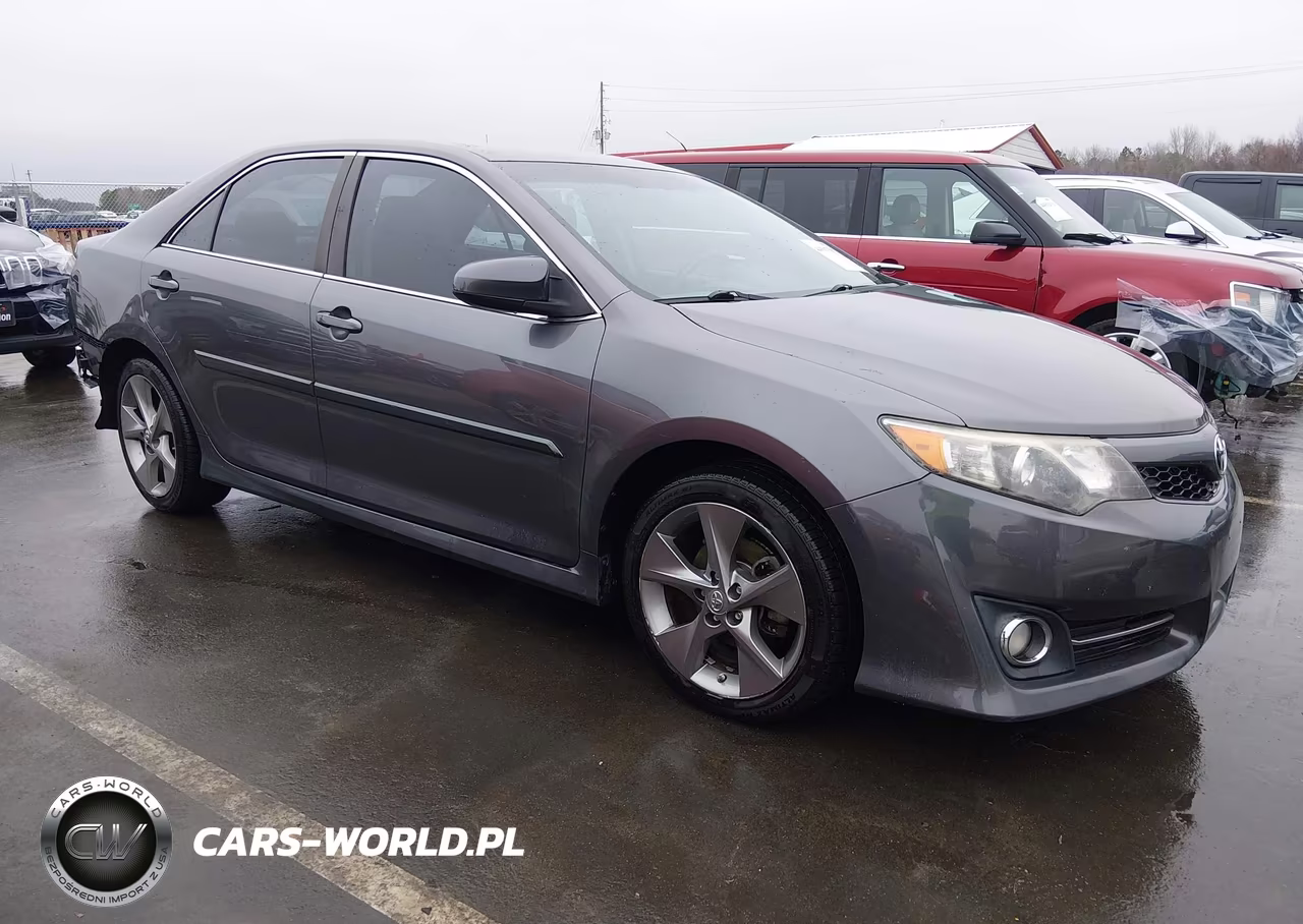2014 Toyota Camry Se V6