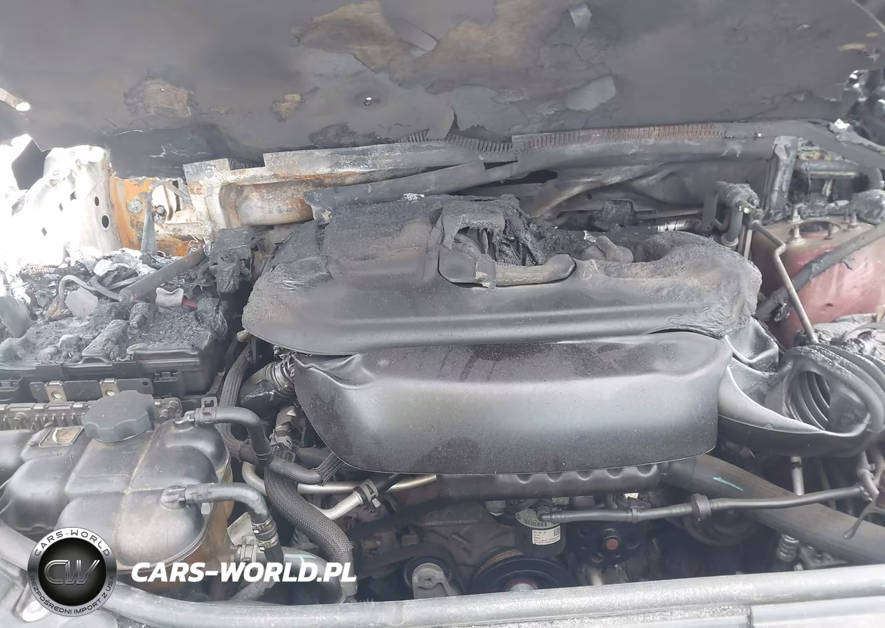2021 Jeep Grand Cherokee Limited 4X4 VIN:1C4RJFBG8MC646585 - 10
